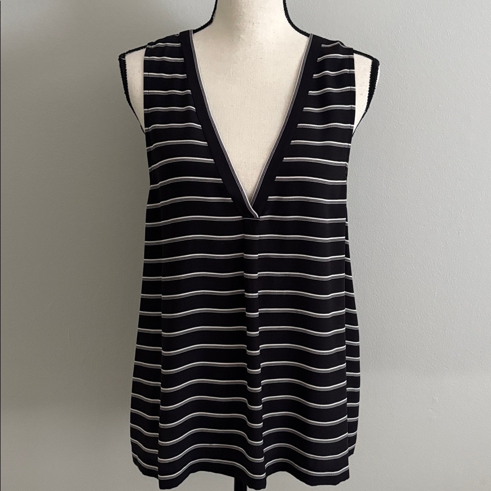 JOIE 100% silk sleeveless top, size LARGE